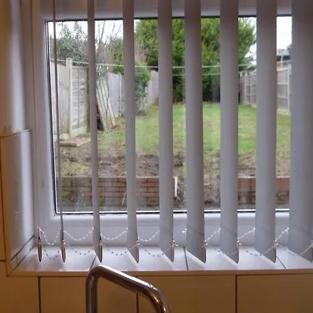 House In Great Barr, With Parking And Garden